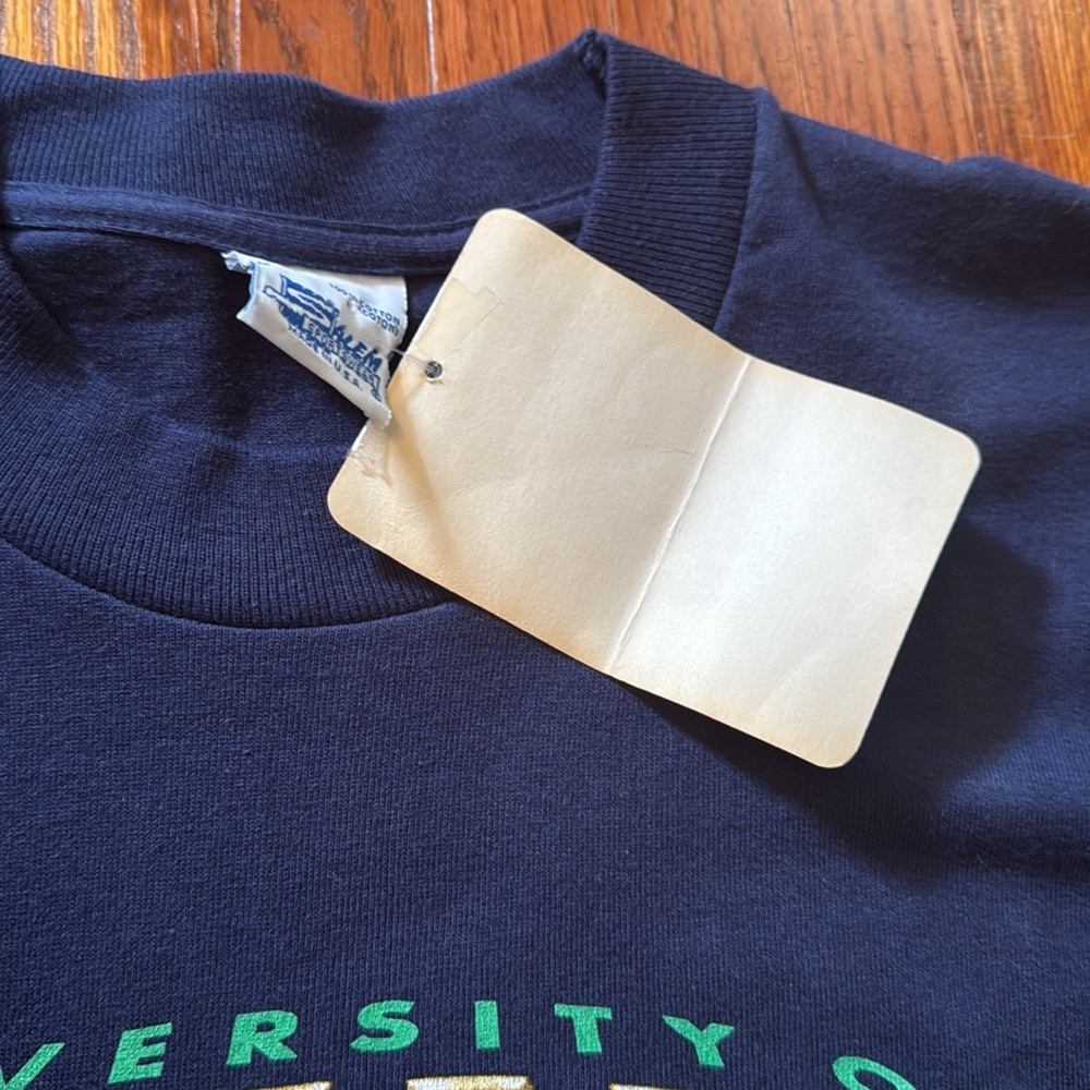 90’s University of Notre Dame Single Stitch Vintage T-Shirt - Picture 5 of 11